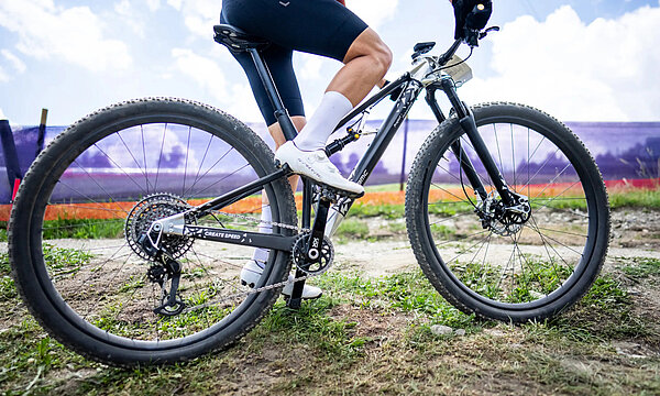 BMC Mountainbike mit 32-Zoll Laufrädern