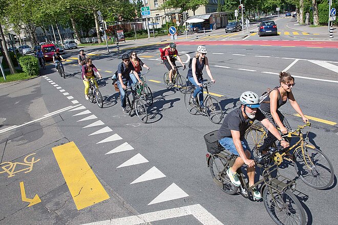 Das Veloweggesetz ist da. Velohauptroute in Bern.