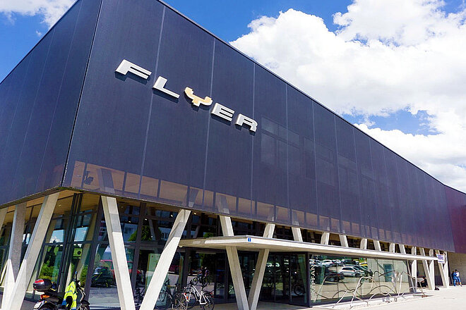 Flyer entlässt ein Drittel der Belegschaft. 