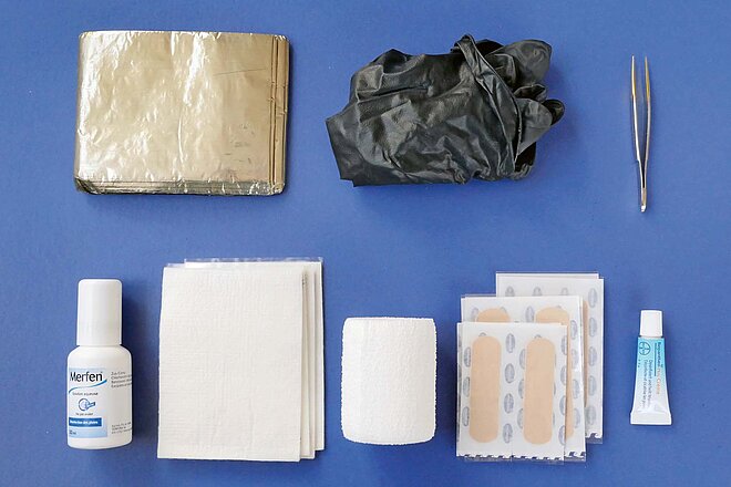 Inhalt eines Erstehilfe-Kits