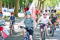 Kinderaufsrad ruft zum Kidical Mass Aktionswochenende auf. Kinder auf Fahrrädern an einer Kidical Mass Veranstaltung.